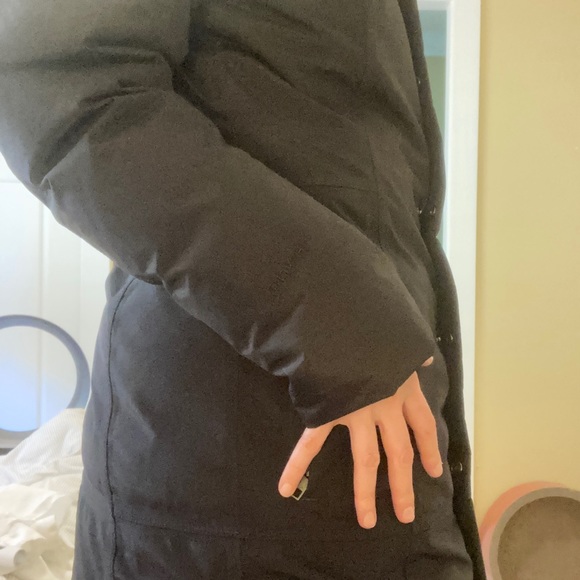 The North Face Women’s Arctic Parka - Made in Bangladesh - Picture 8 of 12